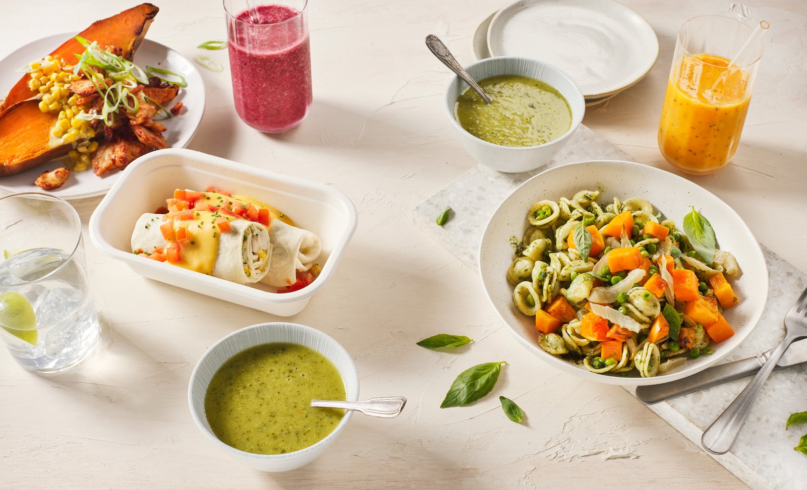 freasy tablescape